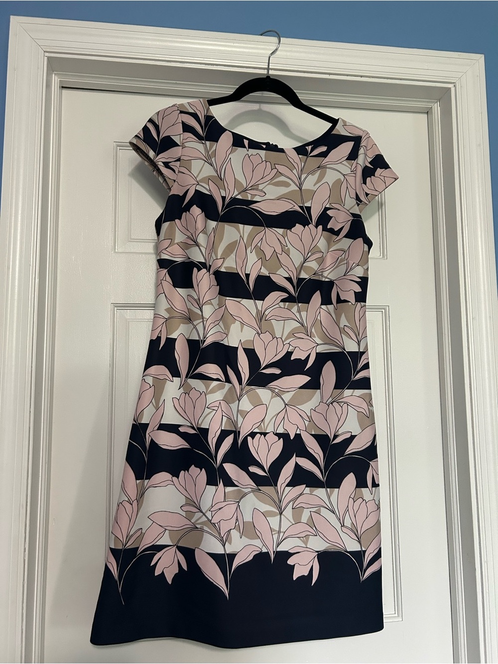 Vince Camuto size 8 pink navy blue floral business casual pencil dress shift